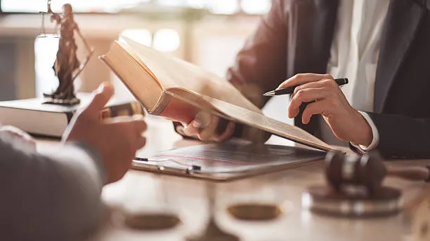 business litigations lawyer